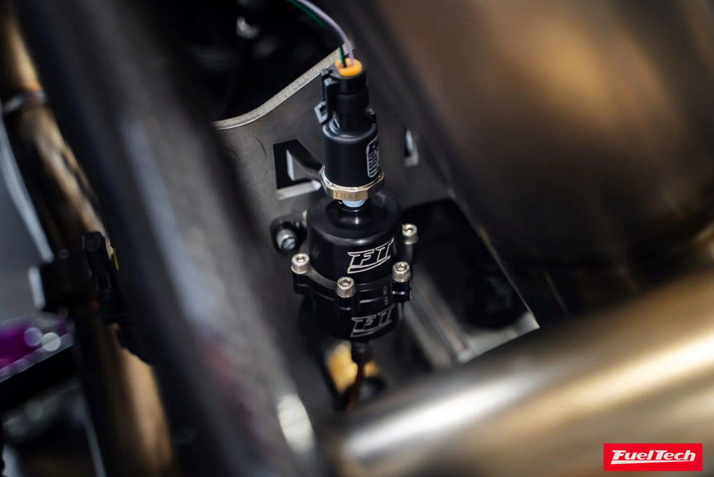 Backpressure Dampening Canister