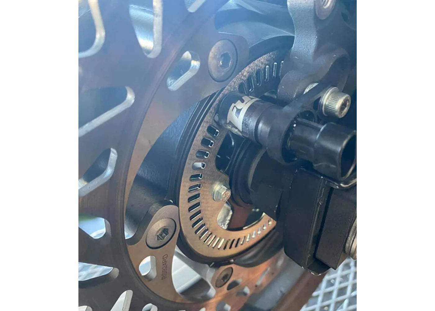 HALL EFFECT RPM / SPEED SENSOR